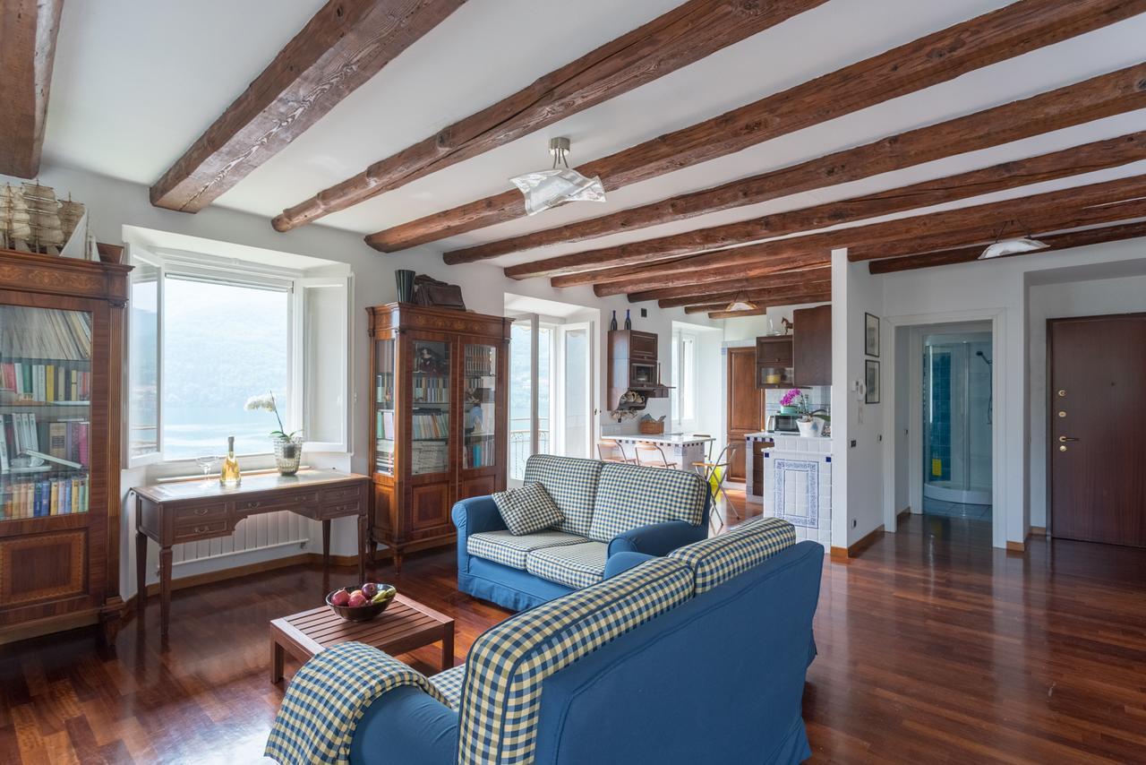 Una Terrazza Da Sogno By Rent All Como Apartment Carate Urio Bagian luar foto