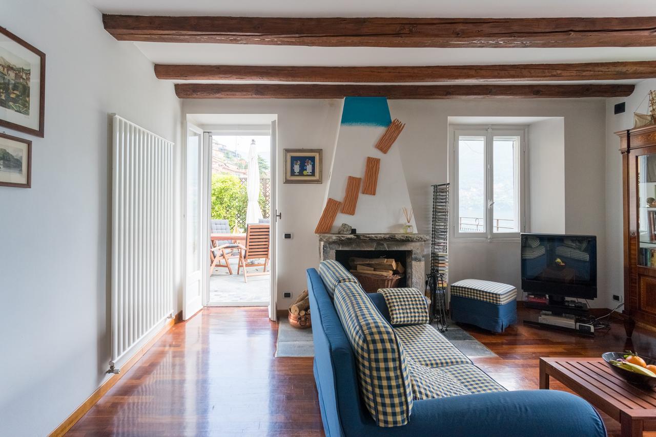 Una Terrazza Da Sogno By Rent All Como Apartment Carate Urio Bagian luar foto