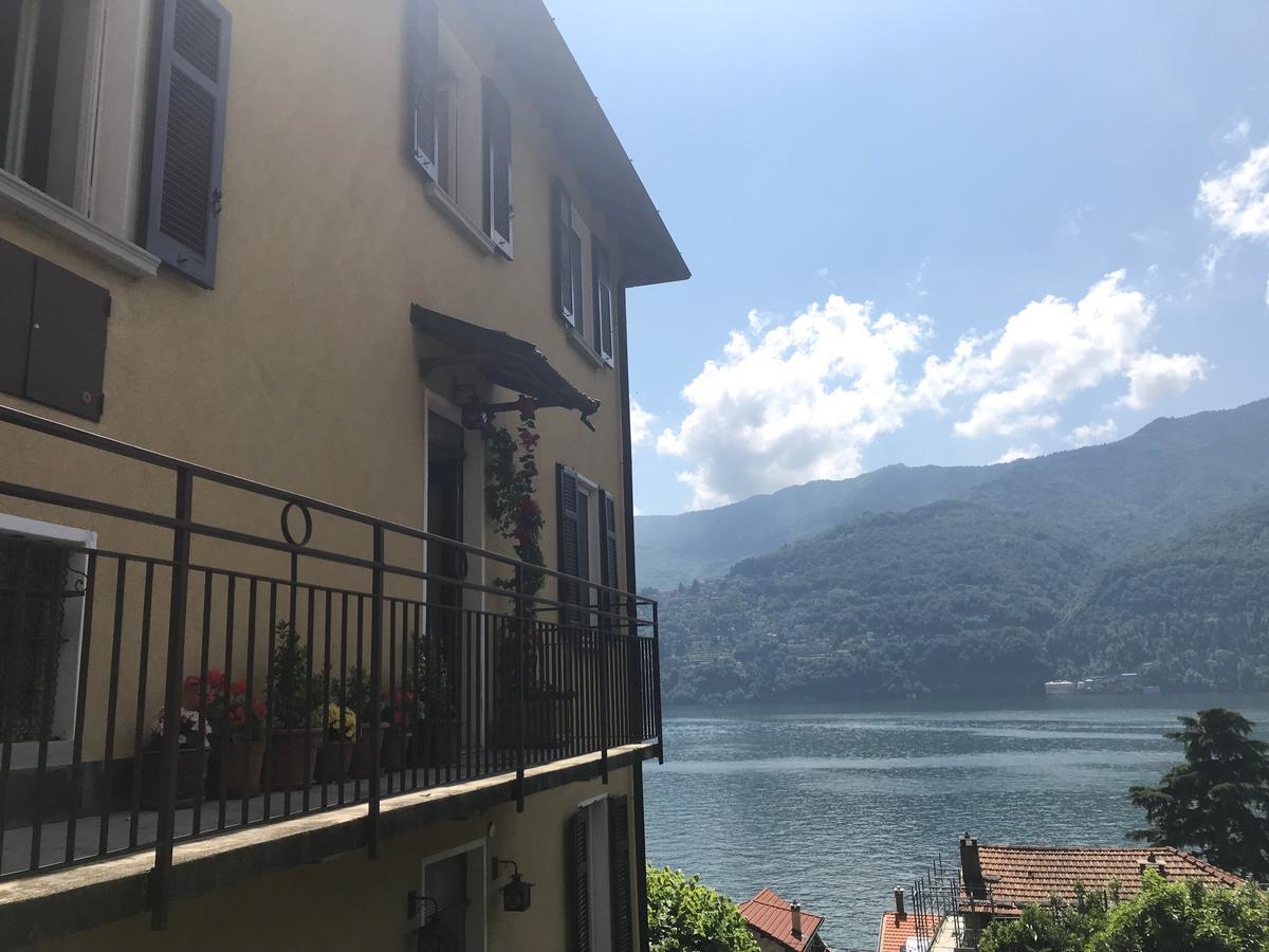 Una Terrazza Da Sogno By Rent All Como Apartment Carate Urio Bagian luar foto